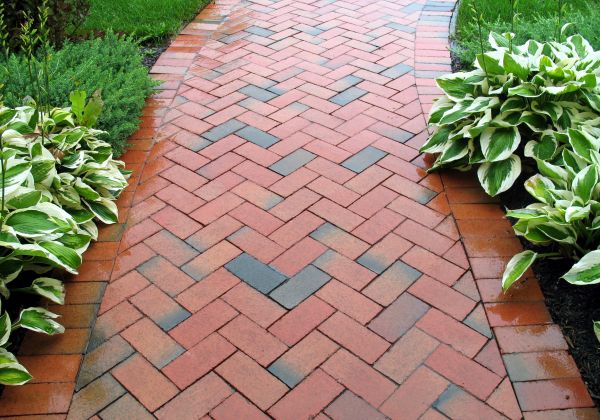 Brick Walkway Repair in Marysville