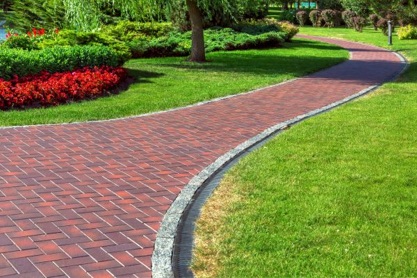 Brick Hardscaping Installation Service